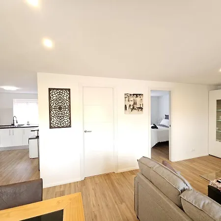 Διαμέρισμα Leon 60 M2 Maximo 4 Huespedes