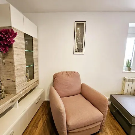 Leon 60 M2 Maximo 4 Huespedes Διαμέρισμα Villafane
