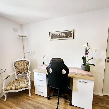 Rosa Leon2 4 Pers 60 M2 Villafane