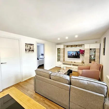 Διαμέρισμα Leon 60 M2 Maximo 4 Huespedes *