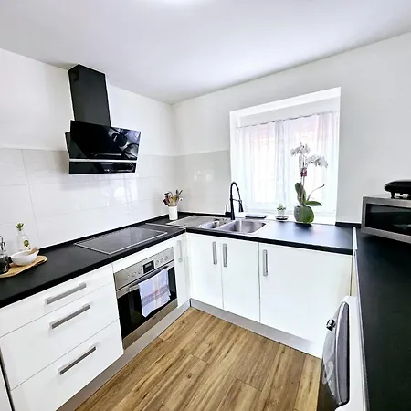 Leon 60 M2 Maximo 4 Huespedes Διαμέρισμα