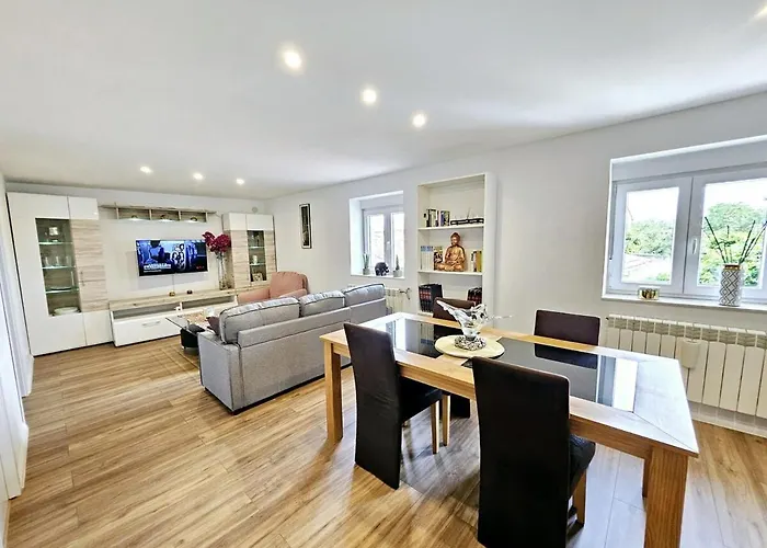 Leon 60 M2 Maximo 4 Huespedes N2 Apartment