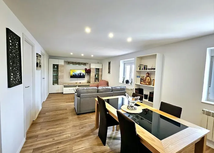 Apartment Leon 60 M2 Maximo 4 Huespedes N2 Villafane